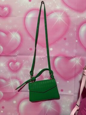Fashion Brand Company Green Quilted Crossbody Bag